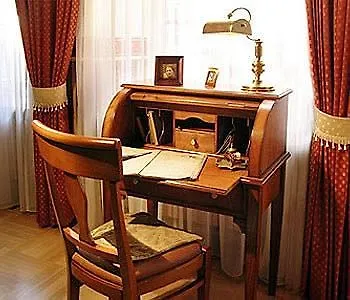 Duval Apartment *