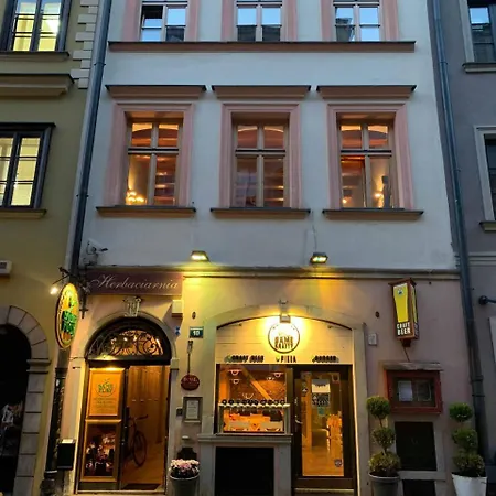 Duval Apartment