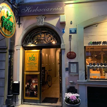 Duval ワルシャワ